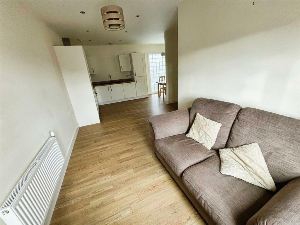 Additional image 2 of Mallard Close, Southam