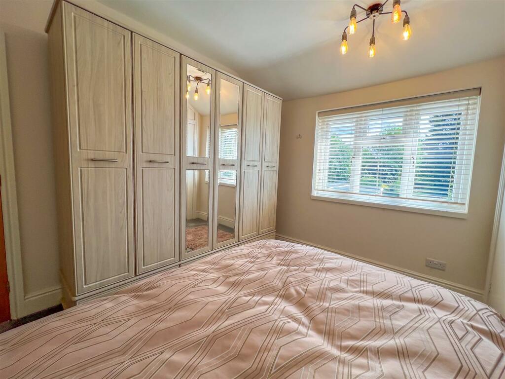 Additional image 20 of Higham Lane, Nuneaton