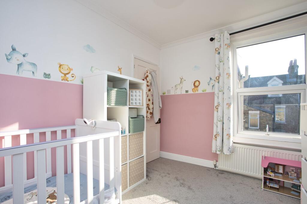 Additional image 7 of Fernbank Crescent, Folkestone, CT19