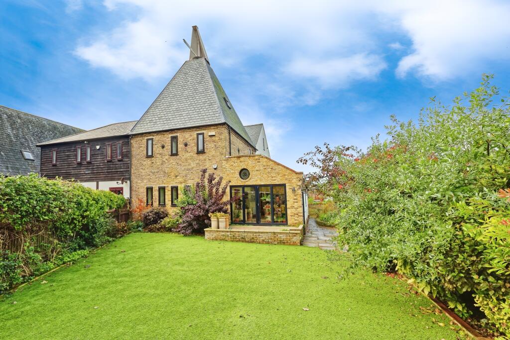 Additional image 4 of Dent-de-lion Court, Margate, CT9