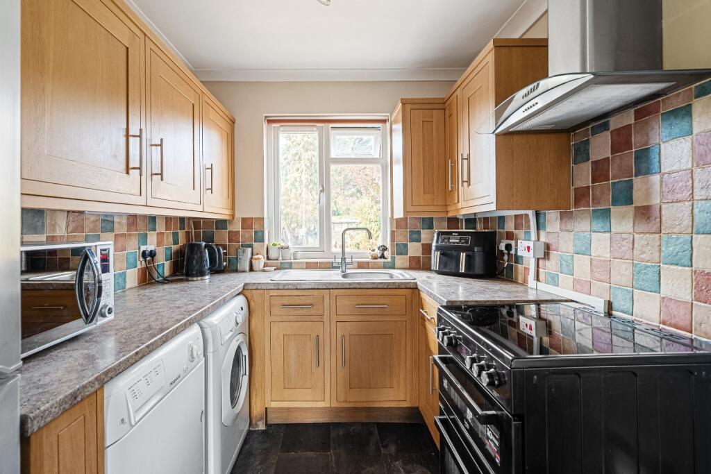 Additional image 24 of Luddesdon Road, Erith/Bexleyheath Border, DA8