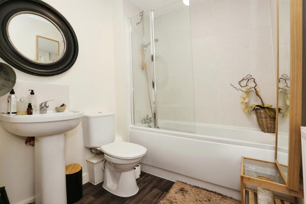 Additional image 5 of De Normanville Avenue, Leamington Spa