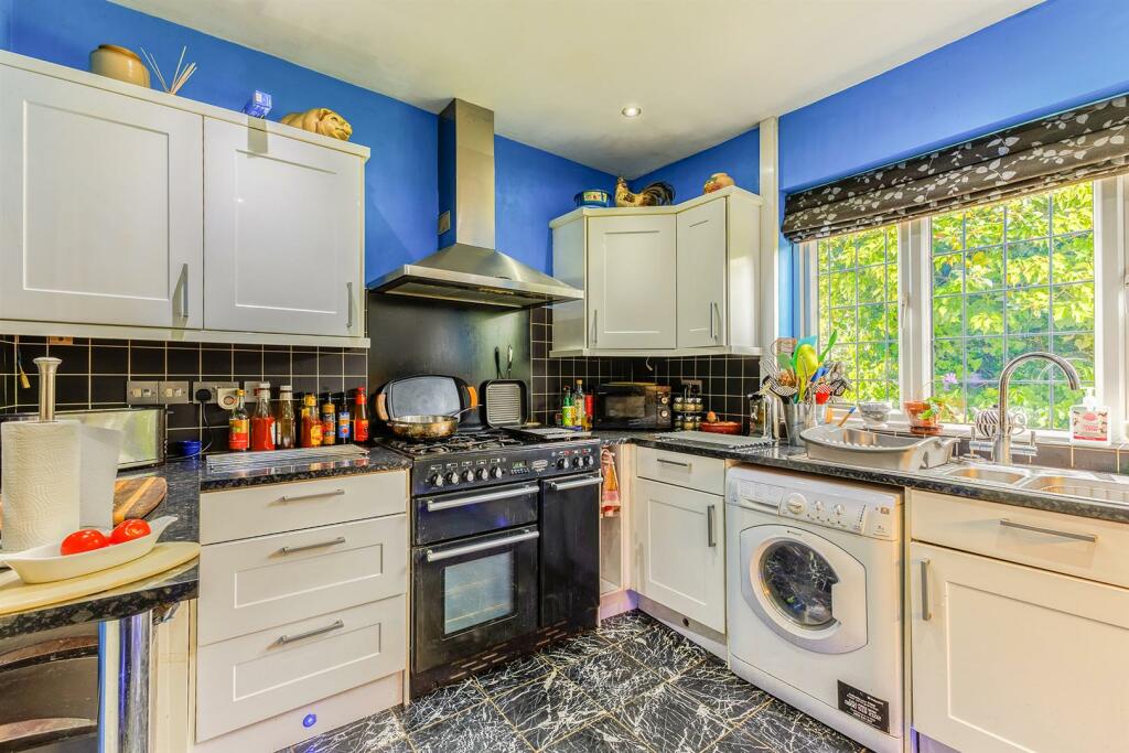 Additional image 11 of Nuneaton Road, Bulkington