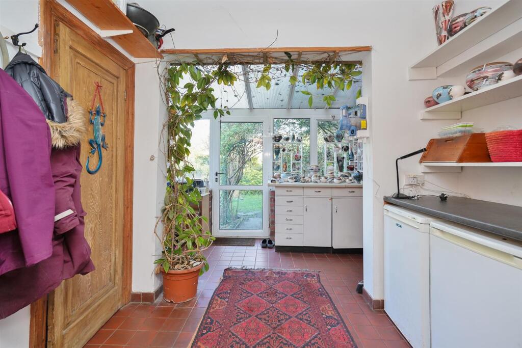 Additional image 4 of Cubbington Road, Leamington Spa