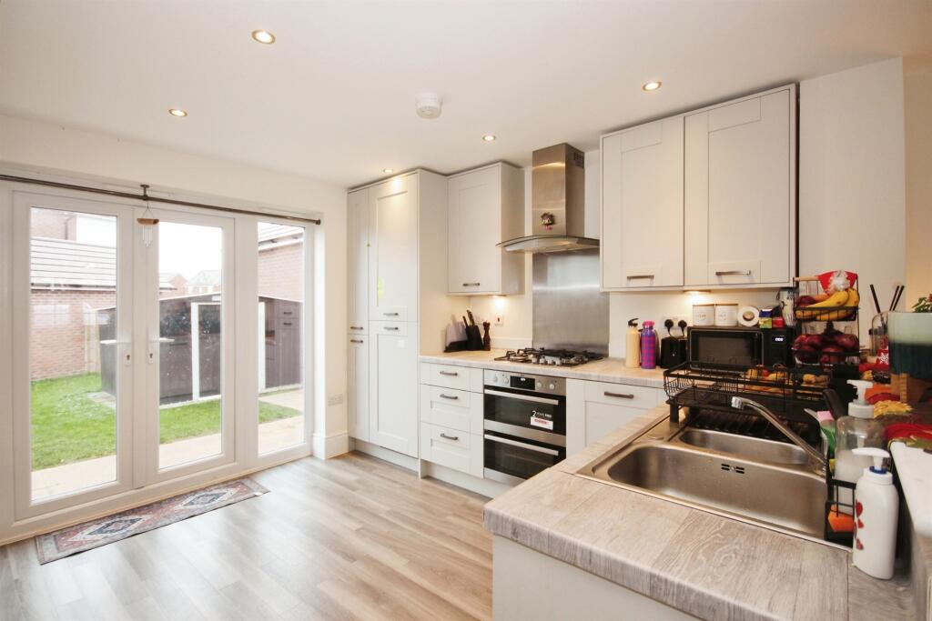 Additional image 5 of Perrywood Way, WARWICK