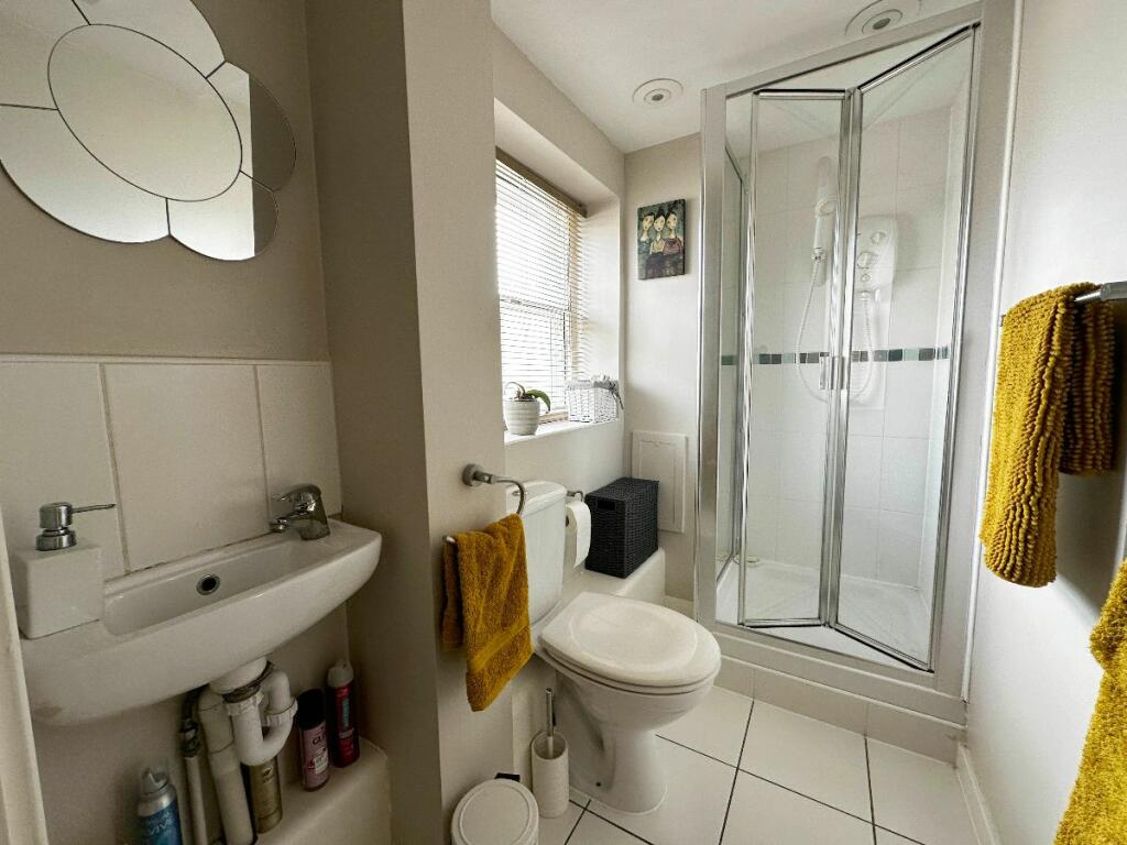 Additional image 6 of Apartment ,  Station Road, Kenilworth