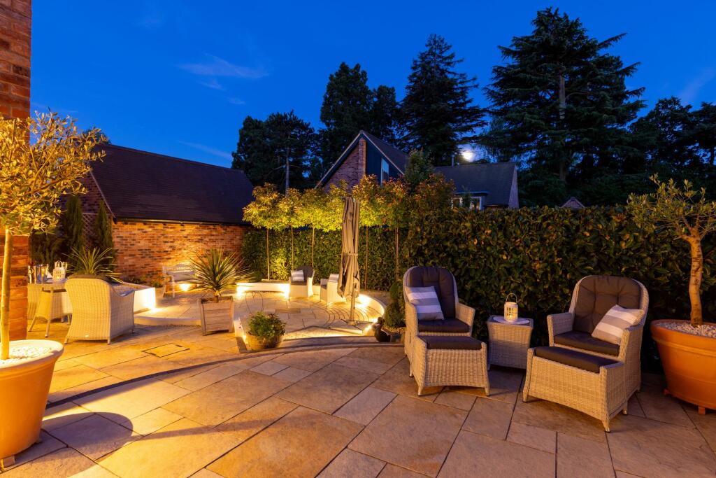 Additional image 29 of The Cedars on the Warwickshire Golf Course Estate in Leek Wootton, Kenilworth