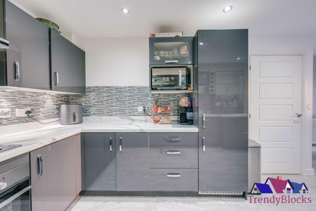 Additional image 19 of Burroughs Drive, Dartford, Kent, DA1