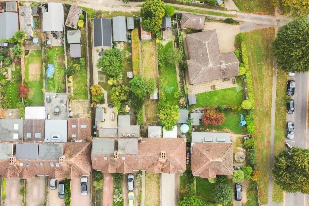 Additional image 23 of Harcourt Drive, Canterbury