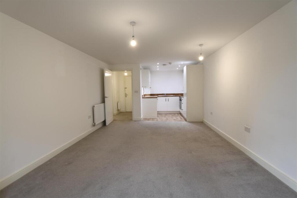 Additional image 8 of Castle Hill Drive, Castle Hill, Ebbsfleet Valley