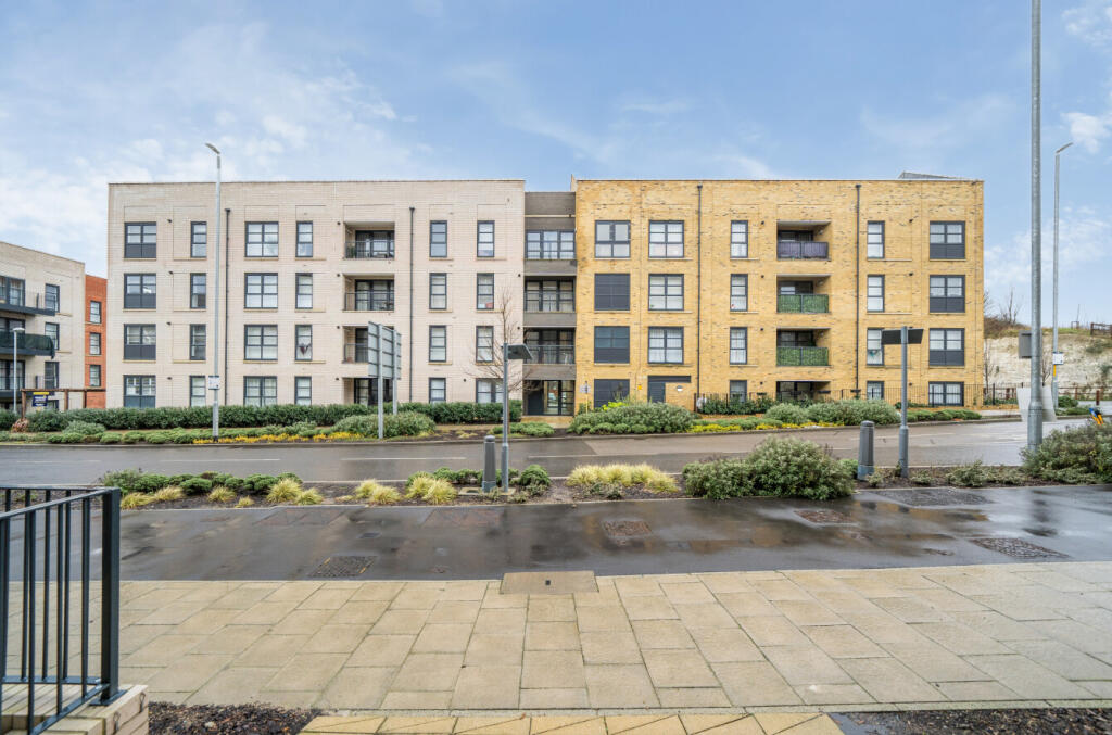 Additional image 8 of Eastern Avenue, Western Cross, Ebbsfleet Valley, DA10