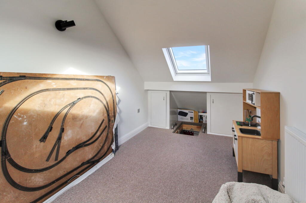 Additional image 21 of Lochmaben Close, Holmes Chapel