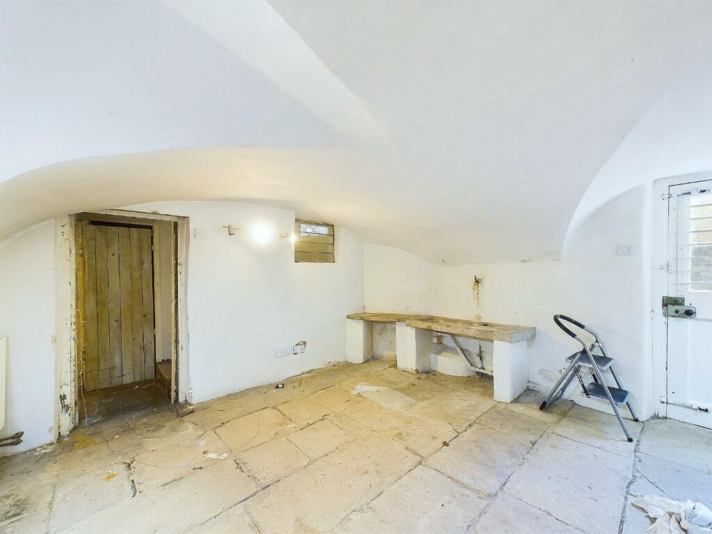 Additional image 13 of Market Place, Wirksworth, Matlock