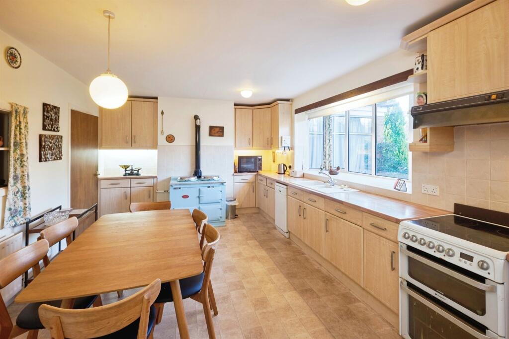 Additional image 4 of Station Road, Balsall Common, Coventry