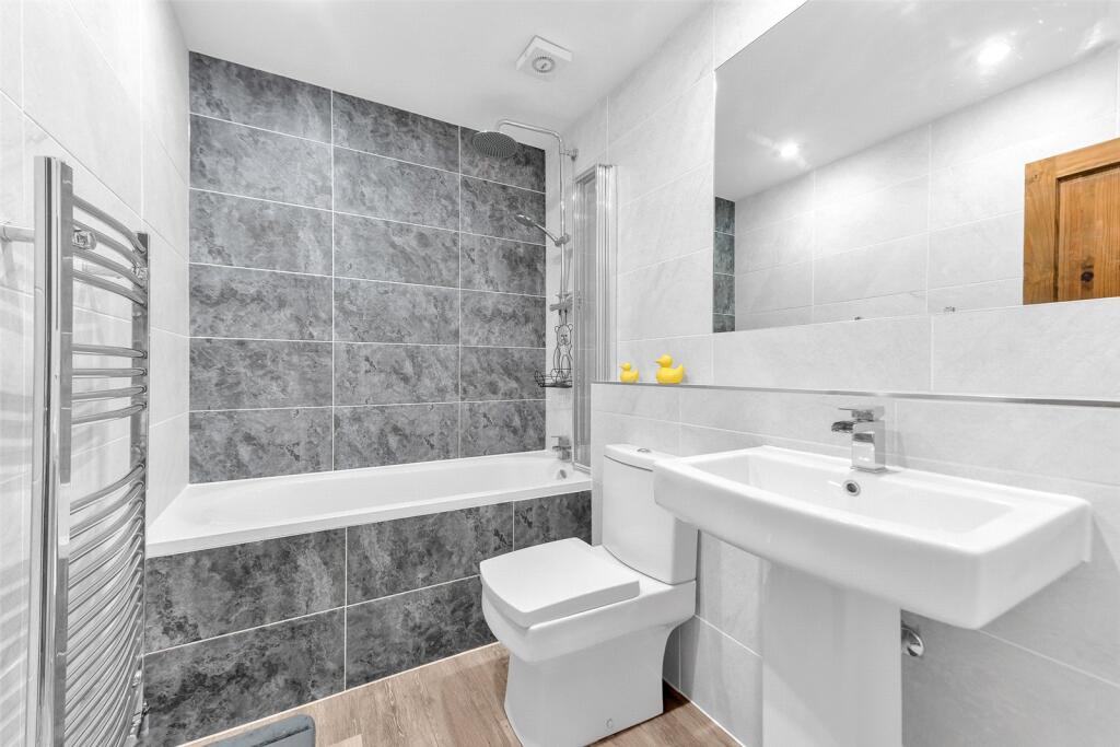 Additional image 21 of Meadow Lane, Meopham, Kent, DA13