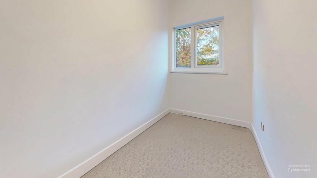 Additional image 39 of Long Acres 2 WEEK RENT FREE 25/26, ,