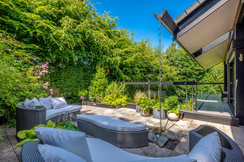 Additional image 4 of Fairway Rise Kenilworth, Warwickshire, CV8 2XN