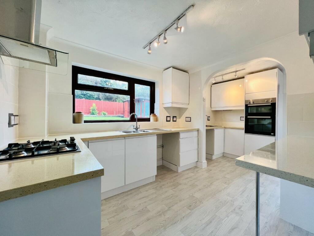 Additional image 15 of HYTHE