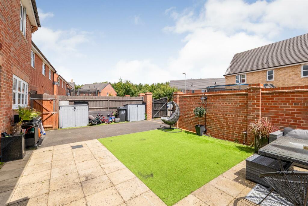 Additional image 31 of Kestrel Row, Southam