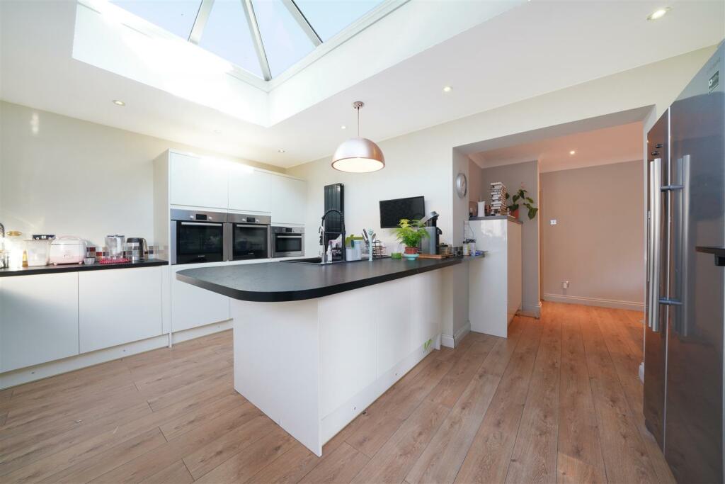 Additional image 2 of Dawes Close, Greenhithe, DA9