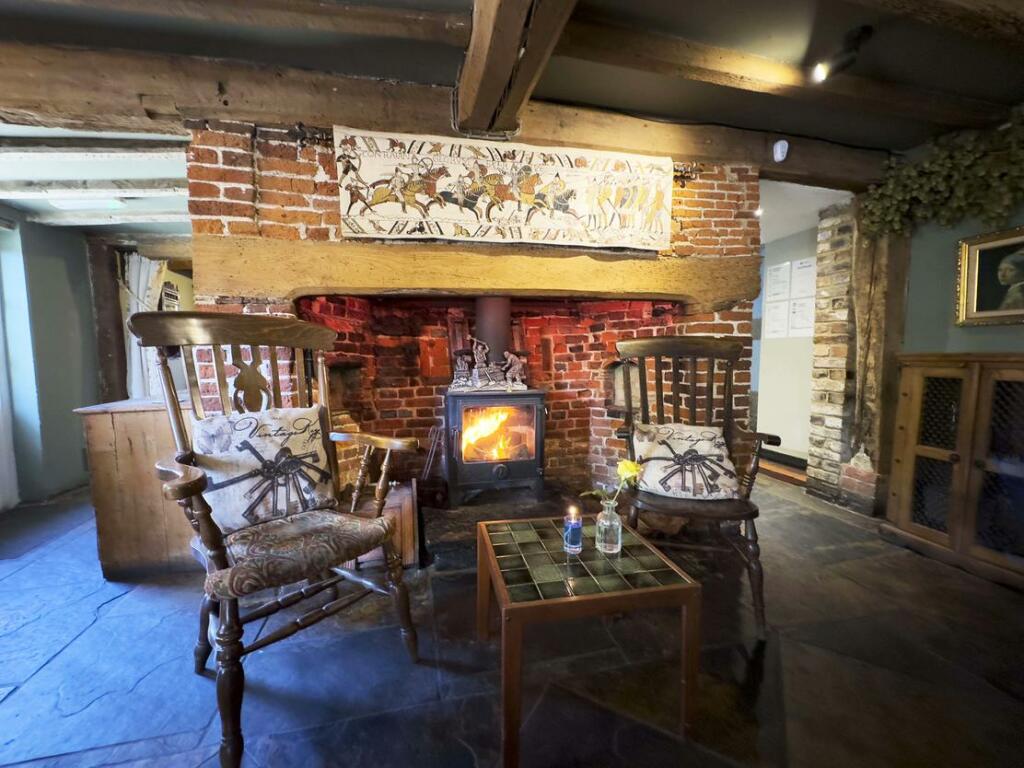 Additional image 7 of The Gatekeeper, Canterbury Road,
Etchinghill, Folkestone, Kent, CT18 8DE