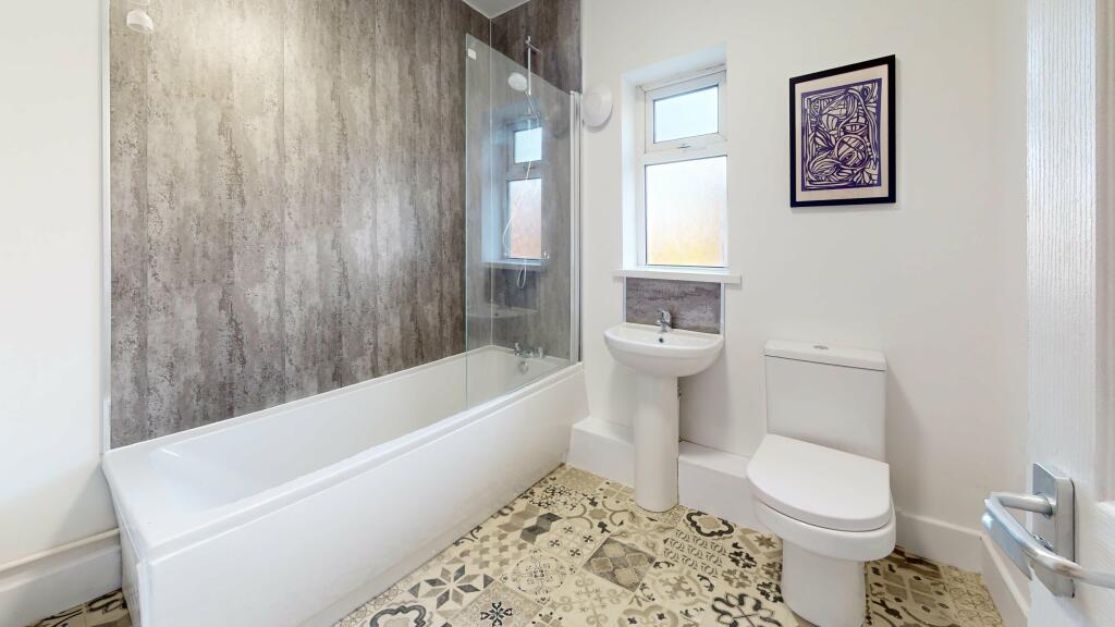 Additional image 50 of Long Acres 2 WEEK RENT FREE 25/26, ,