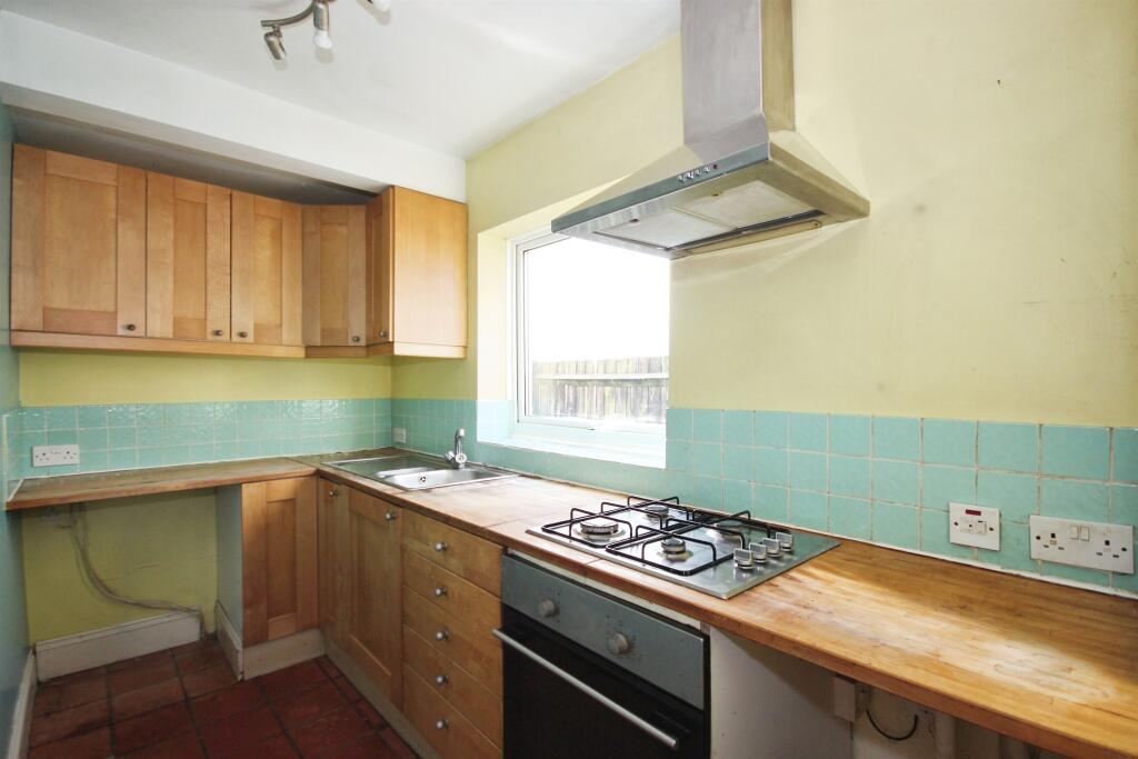 Additional image 16 of Wharf Street, Warwick