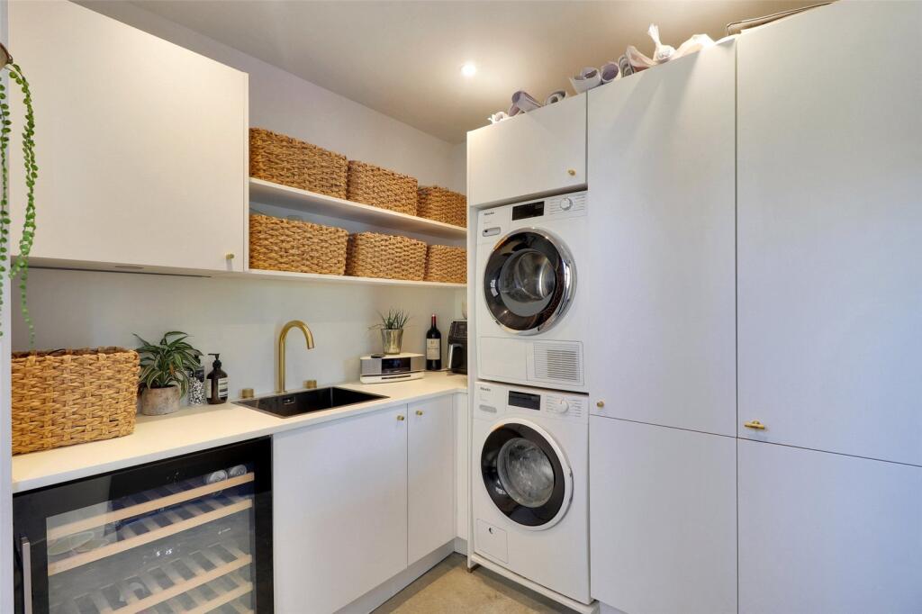 Additional image 17 of Great Bossingham Farm, Manns Hill, Bossingham, Canterbury, CT4