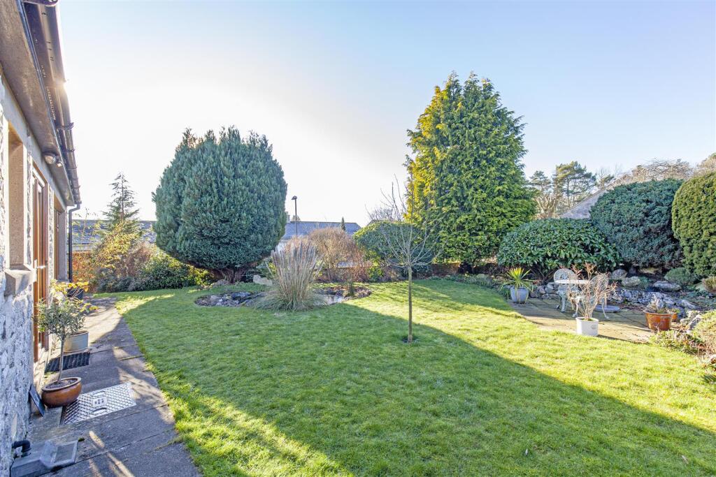 Additional image 17 of The Close, Great Longstone, Bakewell, Derbyshire, DE45 1TT