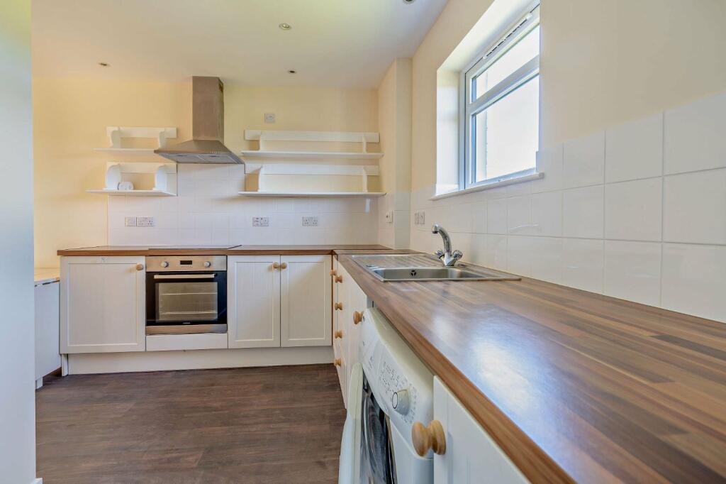 Additional image 4 of Lundie, Dundee, Angus