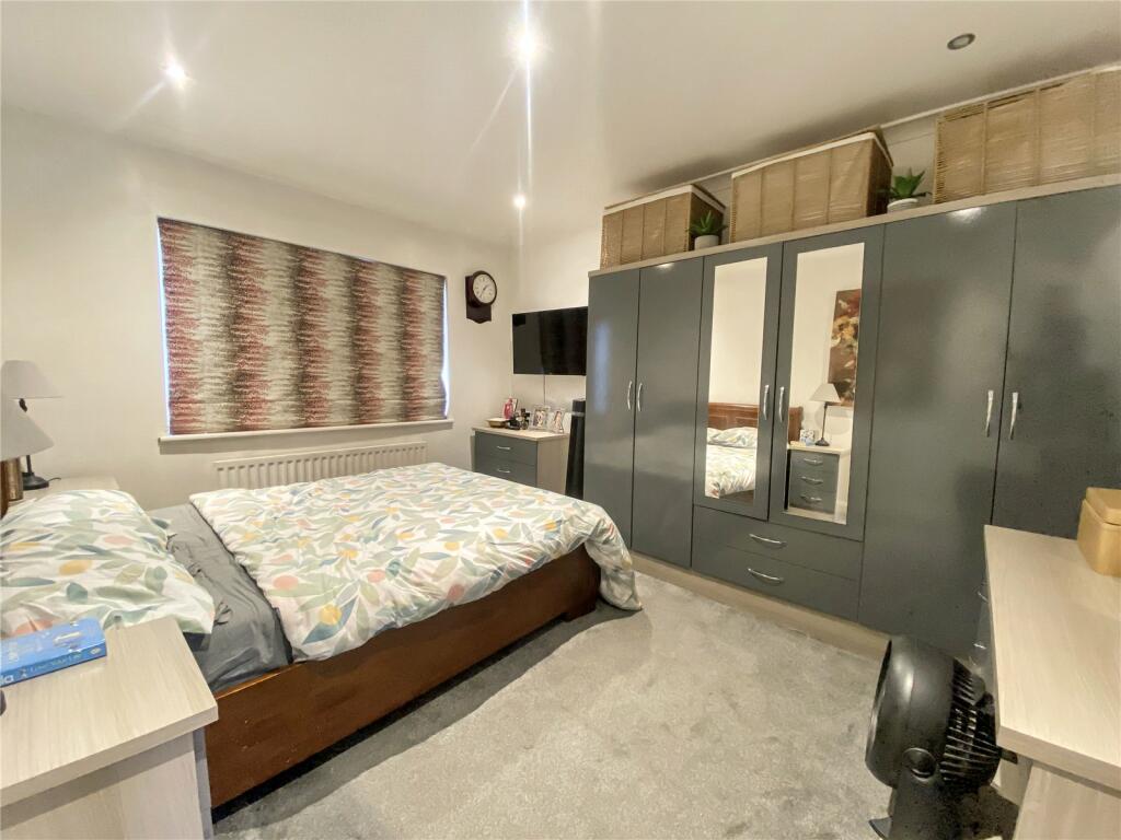 Additional image 20 of Blackfen Road, Sidcup, DA15