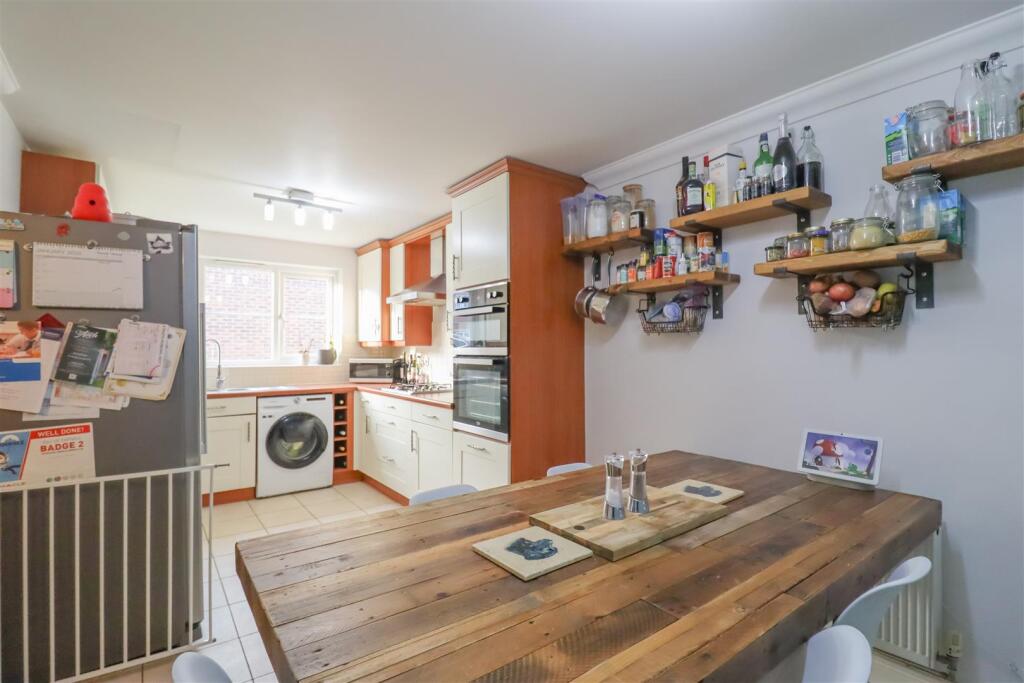 Additional image 23 of Galanos, Long Itchington, Southam