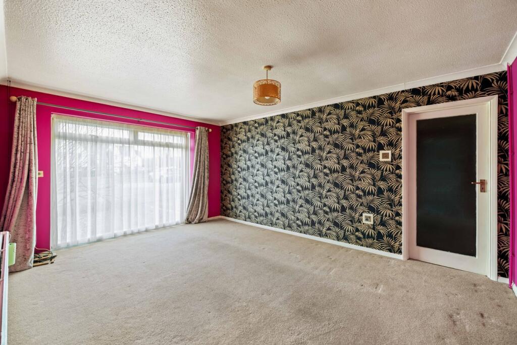 Additional image 3 of Cornwallis Avenue, Folkestone, CT19