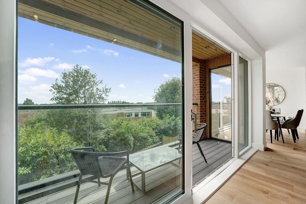 Additional image 21 of Bay Tree House, North Road, CT21