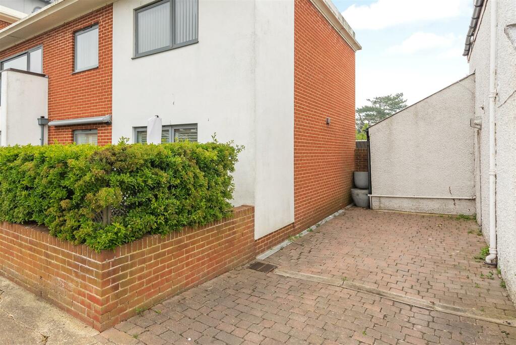 Additional image 13 of Graystone Road, Tankerton, Whitstable