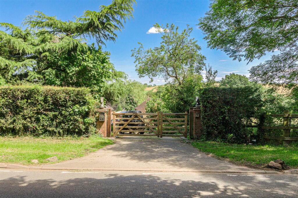 Additional image 20 of Tamworth Road, Fillongley, CV7