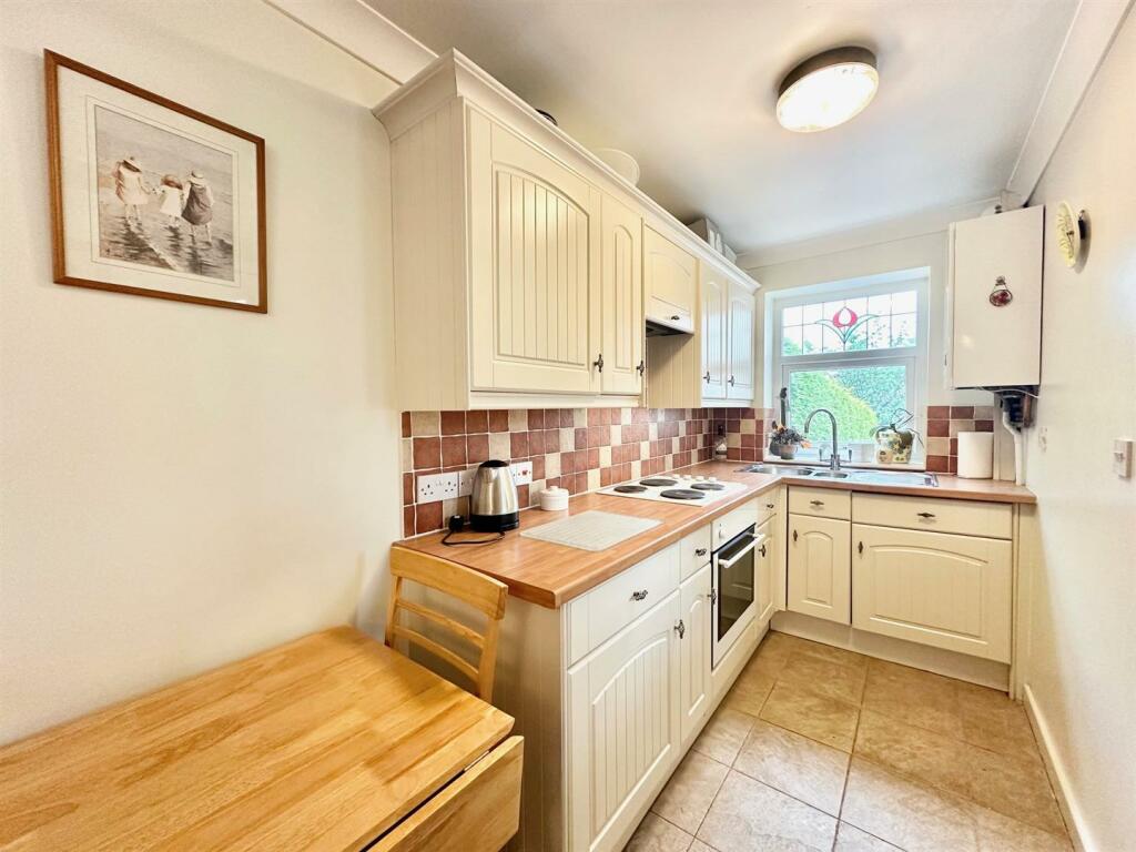 Additional image 39 of Crewe Road, Wistaston, Cheshire