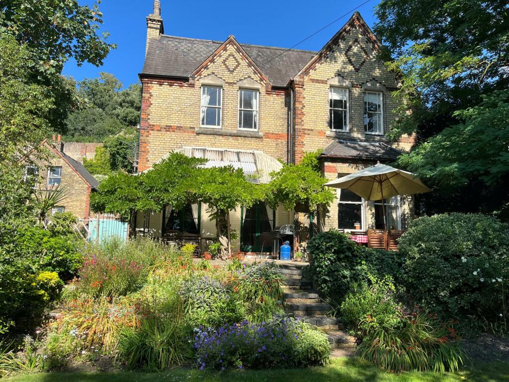 Additional image 31 of Windmill Street, Gravesend, DA12