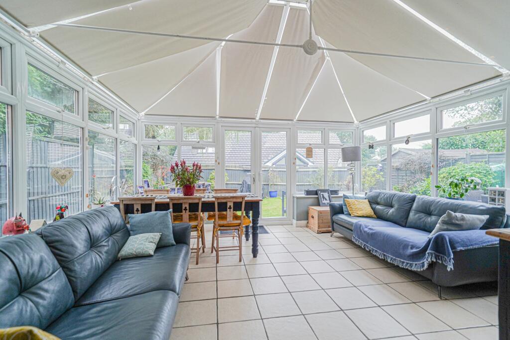 Additional image 6 of Hawthorn Drive, Balsall Common, CV7