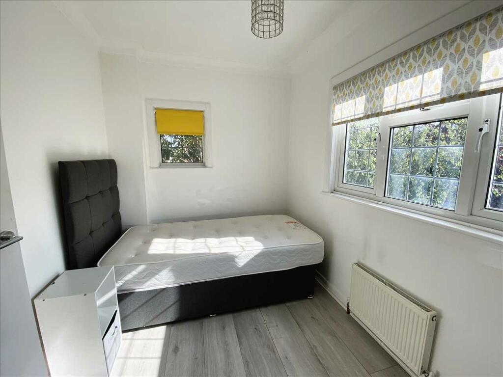 Additional image 19 of Fort View, Gravesend Road, Shorne