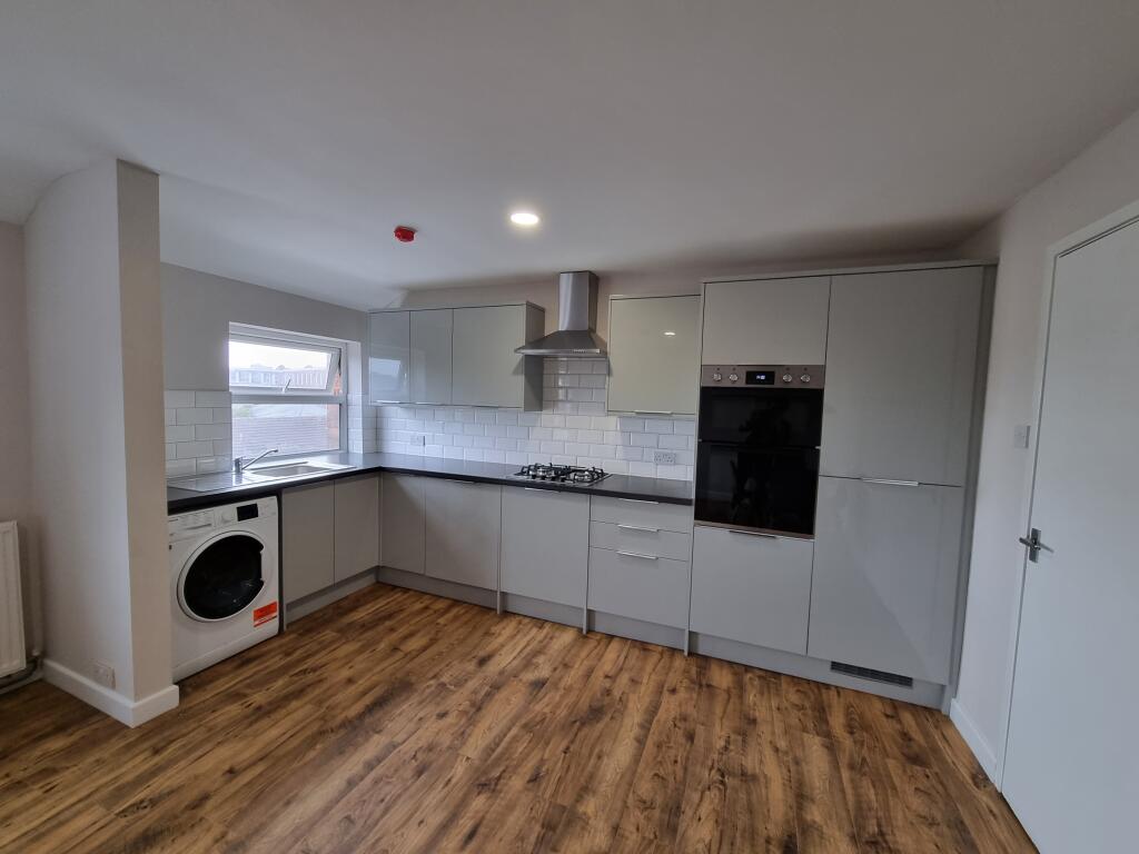 Additional image 13 of Flat 2, 35 Clemens Street, Leamington Spa