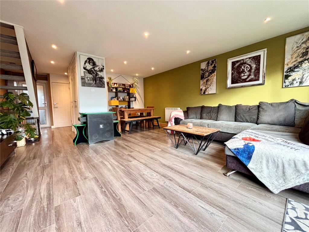 Additional image 3 of Fields Court, Warwick, CV34