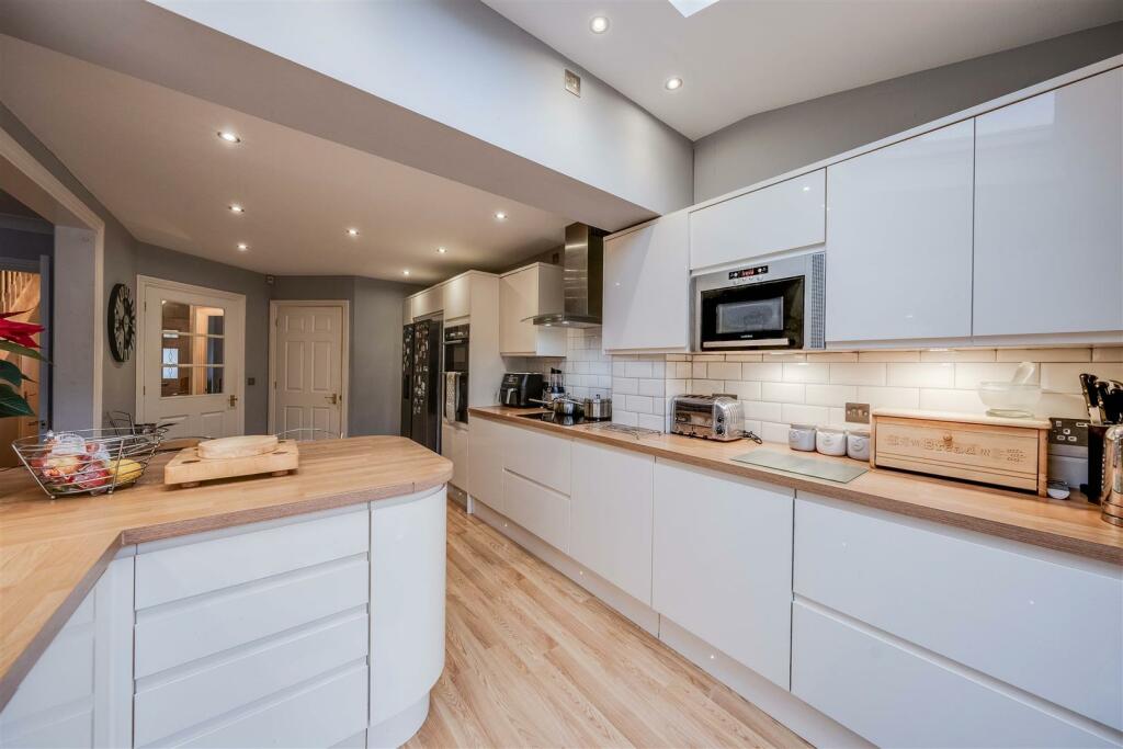 Additional image 7 of Moore Close, Dartford
