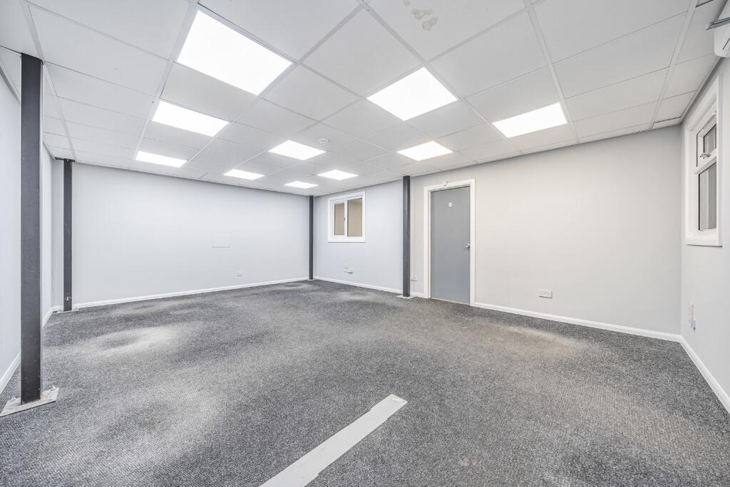 Additional image 11 of Oyo Business Units, Crabtree Manorway North, Belvedere, Kent, DA17