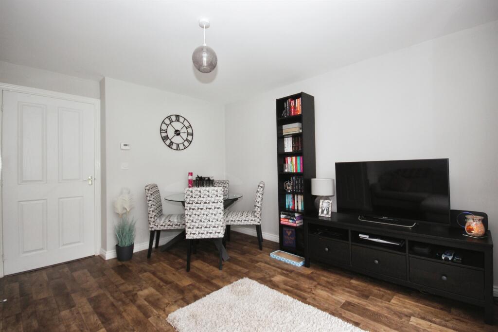 Additional image 13 of Hankinson Road, Warwick