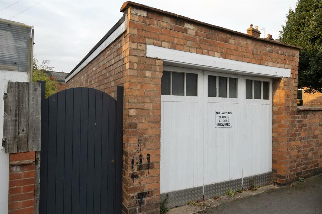 Additional image 22 of Guys Cliffe Road, Leamington Spa