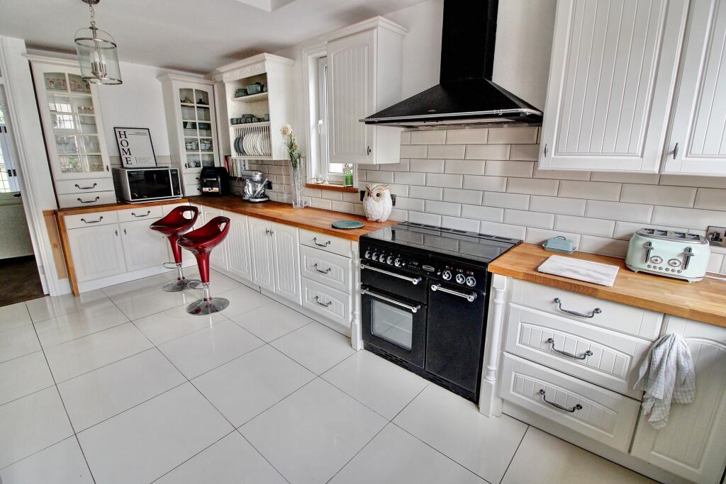 Additional image 54 of Manor Park Road, Nuneaton, CV11