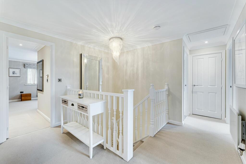 Additional image 17 of Spacious Cuddington family home