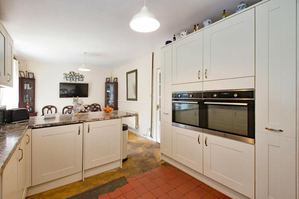 Additional image 5 of Broadoak Road, Erith, DA8