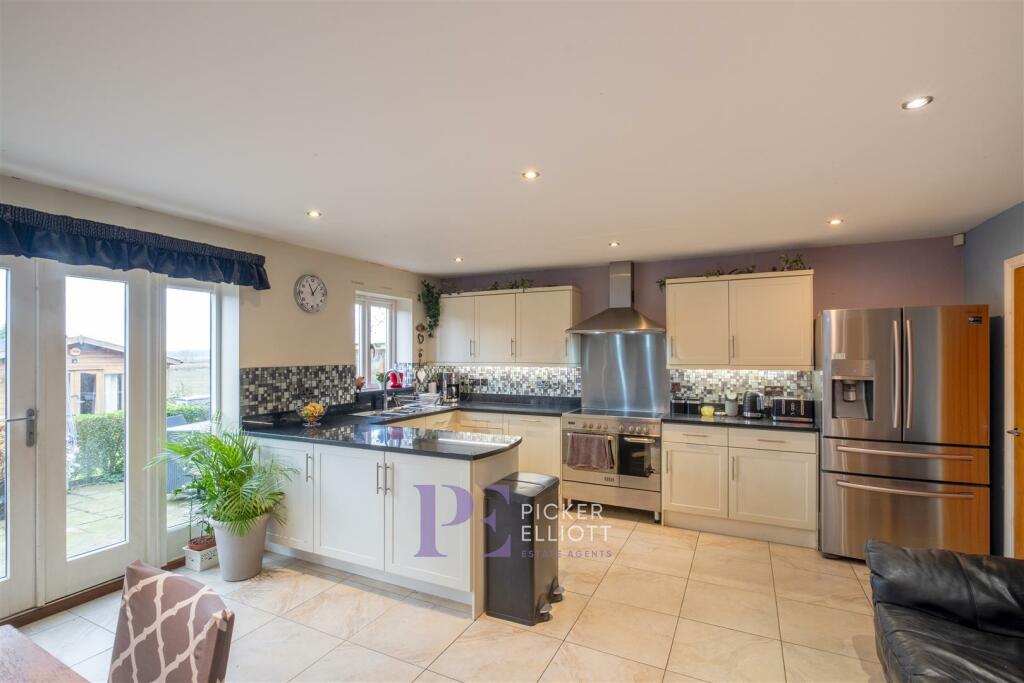 Additional image 5 of Barton Road, Carlton, Nuneaton